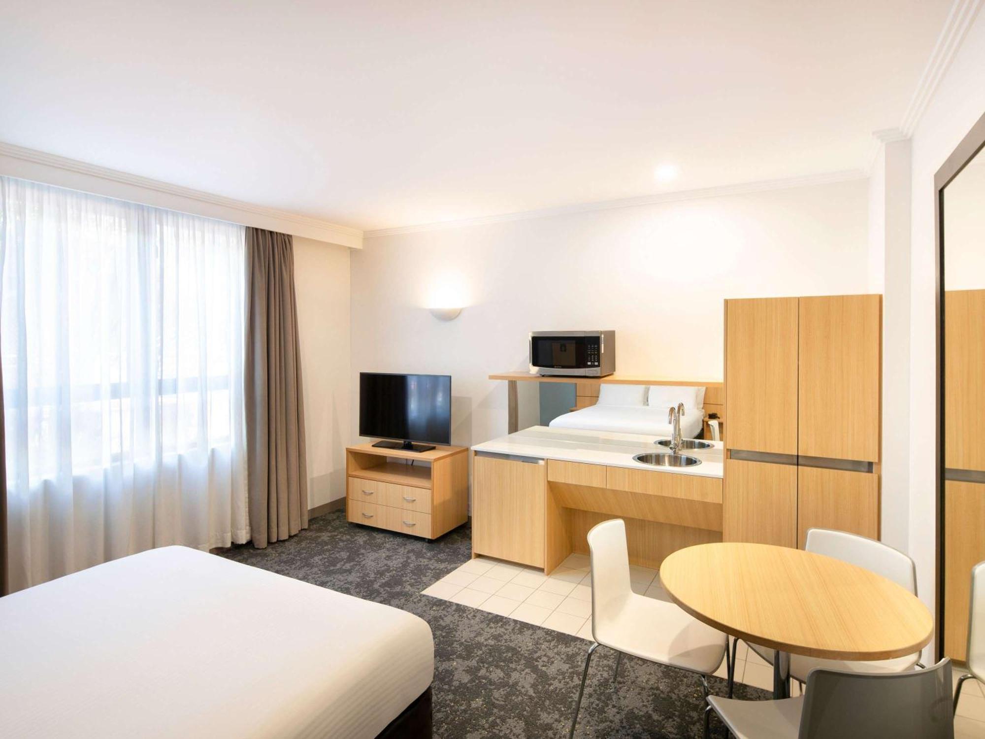 Mercure Sydney Manly Warringah Exterior foto