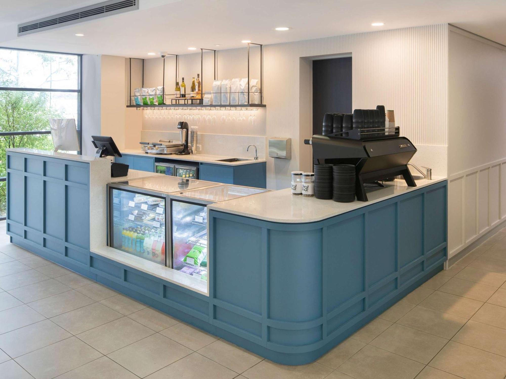 Mercure Sydney Manly Warringah Exterior foto