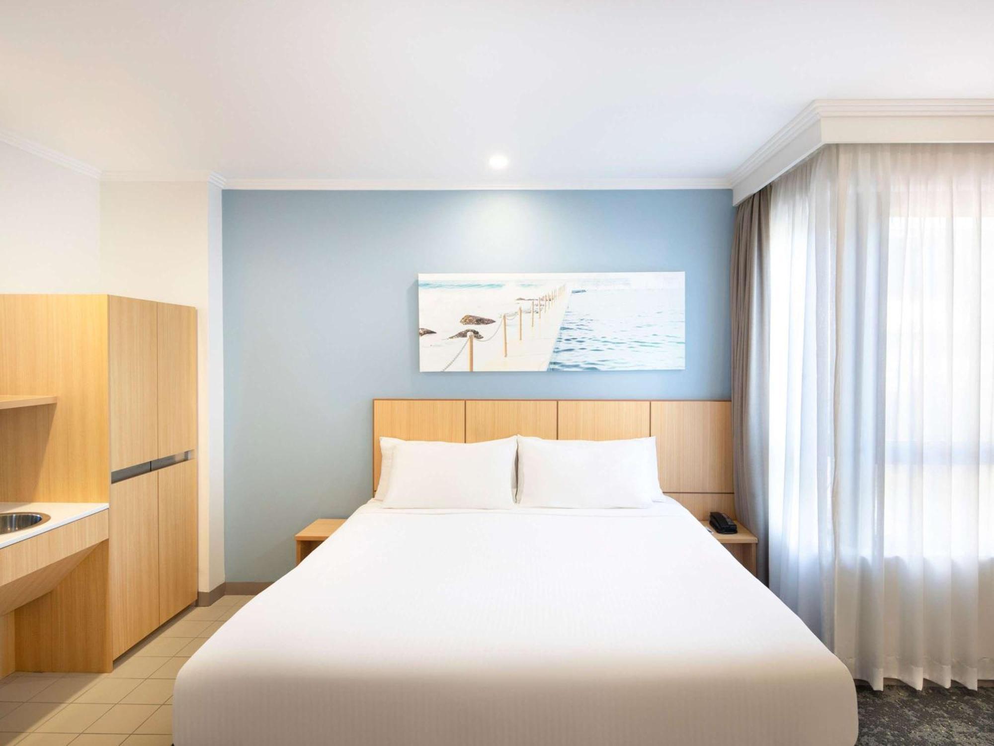 Mercure Sydney Manly Warringah Exterior foto